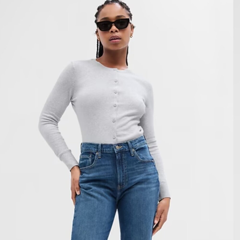 GAP Crewneck Cardigan Light Heather Gray